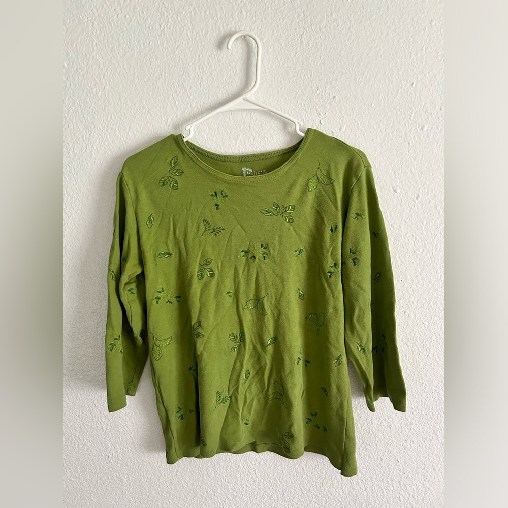 Green Leaf Pattern Shirt